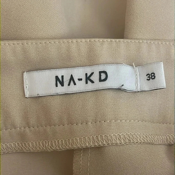 Chic Cream Women's Trousers - Picture 6 of 8